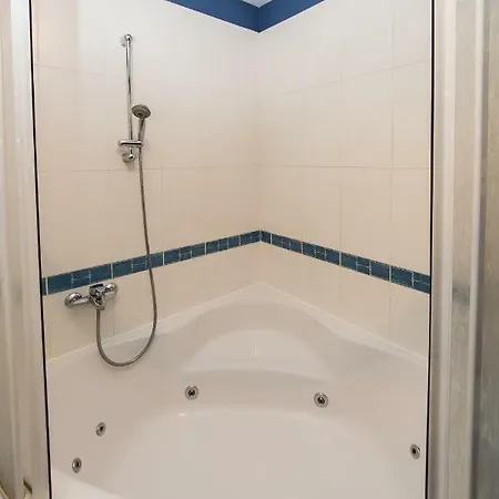 Maretoni